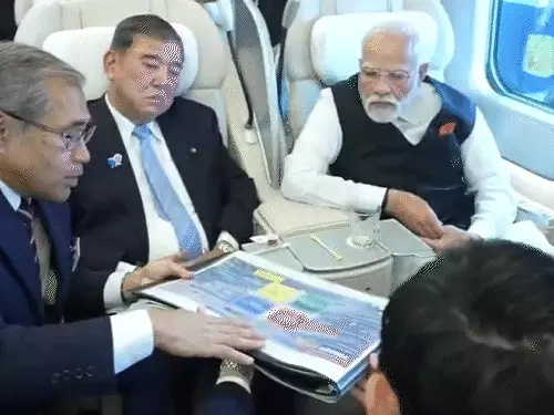 जापान में मोदी ने देखी एडवांस बुलेट ट्रेन: भारतीय ड्राइवरों से मिले, PM इशिबा के साथ किया सफर