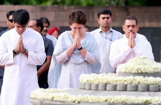 Rajiv Gandhi की 81वीं जयंती : संसद और वीर भूमि पर दी गई श्रद्धांजलि