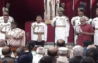 सीपी राधाकृष्णन ने 15वें उपराष्ट्रपति पद की शपथ ली:राष्ट्रपति द्रौपदी मुर्मू ने शपथ दिलाई