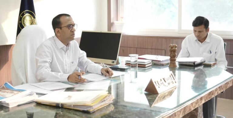 जल जीवन मिशन अंतर्गत पूर्ण कार्यों का करायें सत्यापन : कलेक्टर