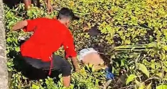 तालाब में मिली अज्ञात लाश, नगर पालिका की सफाई टीम ने देखा खौफनाक दृश्य, इलाके में मचा हड़कंप