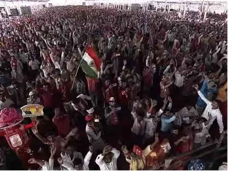 PM Modi : कांग्रेस और राजद पर छठी मइया का अपमान करने का आरोप