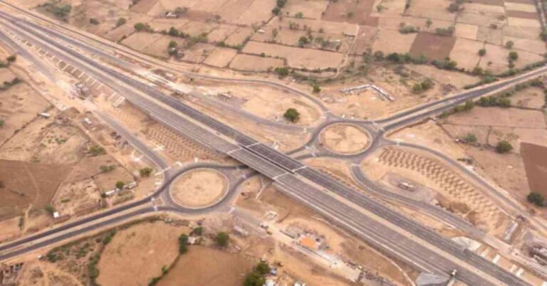 BIDA Accused Of Corruption : BIDA पर भ्रष्टाचार का आरोप MLA राजीव सिंह ने कहा- किसानों का मुआवजा अटका, अधिकारी और दलाल कर रहे वसूली