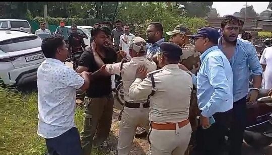 कोरबा में भू-विस्थापितों और SECL अधिकारियों के बीच झड़प, किसानों में उबाल; FIR दर्ज