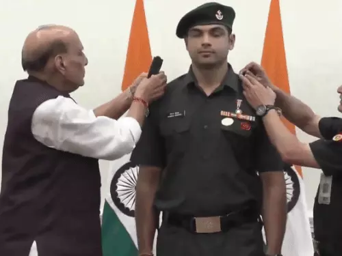 ओलिंपिक गोल्ड मेडलिस्ट नीरज चोपड़ा लेफ्टिनेंट कर्नल बने:रक्षामंत्री राजनाथ सिंह ने दी उपाधि