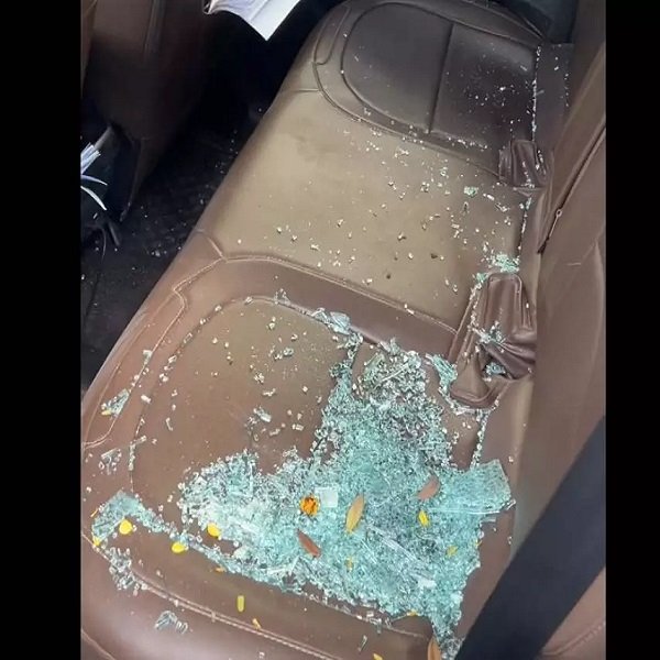 CG में चोरों का तांडव: भाजपा नेता की कार से दीपावली गिफ्ट और अहम दस्तावेज़ गायब