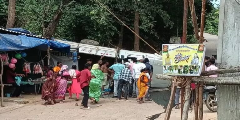 कोरबा हादसा: मां मड़वारानी दर्शन के लिए जा रहे श्रद्धालुओं की पिकअप पलटी, कई लोग घायल