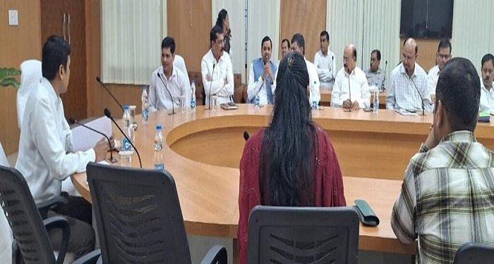 कोरबा में रजत जयंती राज्य उत्सव की तैयारियां तेज, जनप्रतिनिधियों की बैठक में तय हुई तीन दिवसीय सांस्कृतिक संध्या