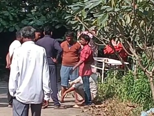 कोरबा सड़क हादसा: पिकअप पलटने से 1 मजदूर की मौत, 4 घायल; पुलिस जांच में जुटी