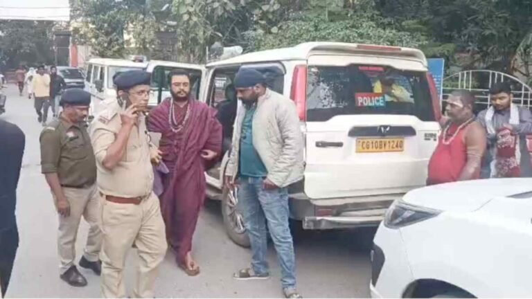 बिलासपुर: तखतपुर कथा में अभद्र टिप्पणी करने वाले कथावाचक आशुतोष चैतन्य को विशेष न्यायालय ने दी जमानत