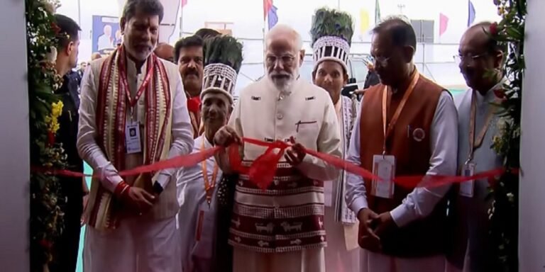 राज्योत्सव 2025 की भव्य शुरुआत, प्रधानमंत्री नरेंद्र मोदी ने किया शुभारंभ; देखें LIVE