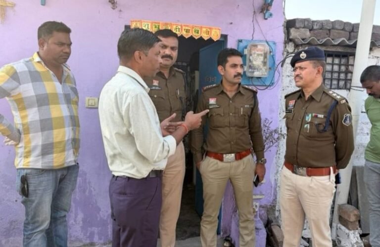 घरेलू विवाद के कारण पति ने पत्नी को उतारा मौत के घाट, फिर ट्रेन के सामने कूदकर दी जान