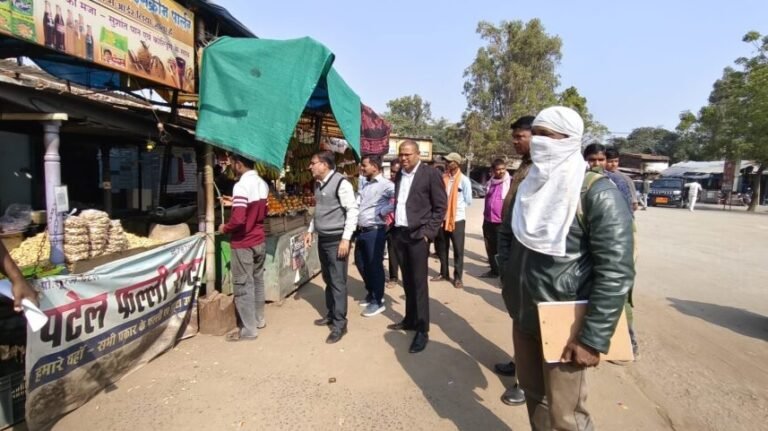 कोरबा: नगर पंचायत पाली में अवैध कब्जा हटाने की कार्यवाही, ट्रैफिक जाम की समस्या का समाधान