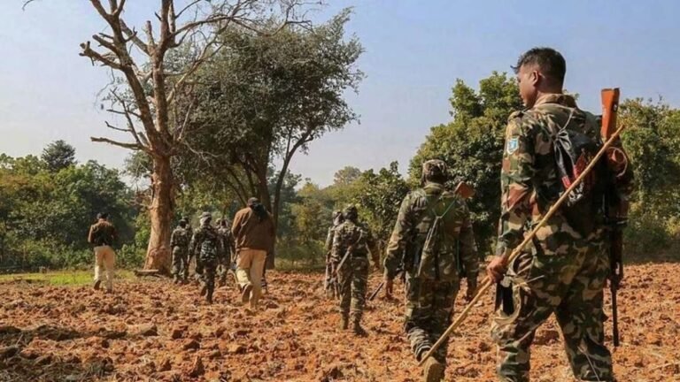 बीजापुर–दंतेवाड़ा बॉर्डर पर एनकाउंटर: 7 नक्सली ढेर, 2 DRG जवान शहीद