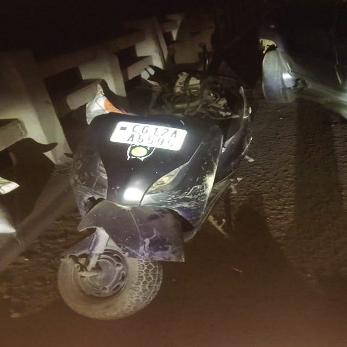 कोरबा-अंबिकापुर NH-130 पर दर्दनाक हादसा, तान नदी पुल पर युवक की मौत, दो घायल