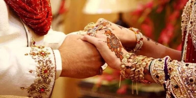 शादी में पहुंचा दुल्हन का प्रेमी, बोला- “तेरे बिना जी नहीं पाऊंगा”, फिर हुआ जमकर हंगामा