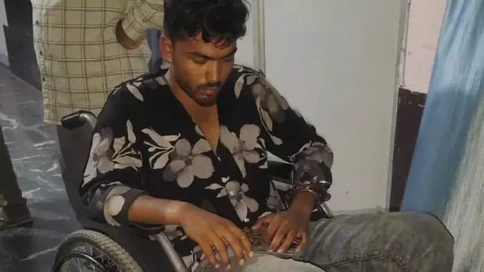 बिलासपुर में पुलिस के हत्थे चढ़ा कुख्यात बदमाश प्रियांशु बक्सेल, भागते वक्त घायल