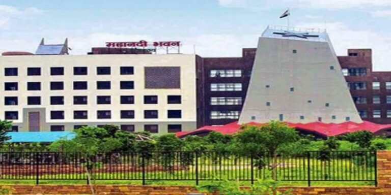 CG BREAKING: छत्तीसगढ़ में IAS, IPS और IFS अधिकारियों को बड़ा तोहफा, बढ़ा महंगाई भत्ता