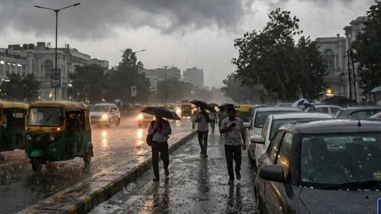 Aaj ka Mausam: नौतपा के बीच मौसम ने ली करवट, रायपुर सहित कई जिलों में बारिश-तूफान का अलर्ट जारी