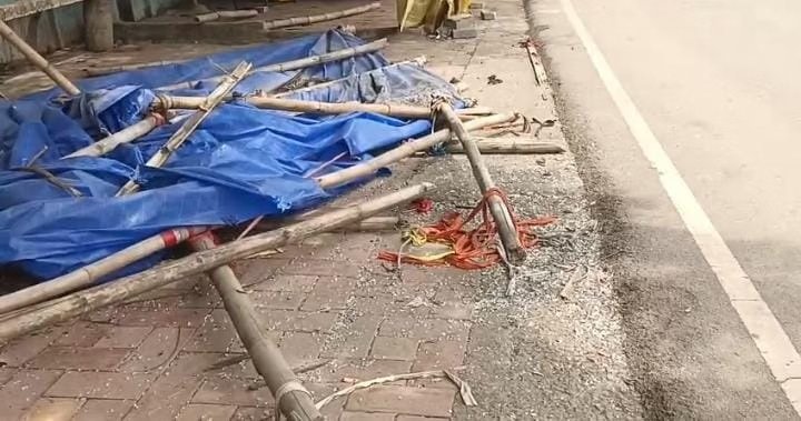 Korba News: नशे में धुत बस चालक ने गुमठियों को मारी टक्कर, लोगों ने पकड़कर की जमकर पिटाई