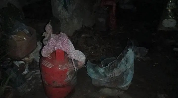कोरबा में गैस सिलेंडर ब्लास्ट से मचा हड़कंप, रामनगर बस्ती में खाना बनाते समय फटा सिलेंडर; मां-बेटा बाल-बाल बचे