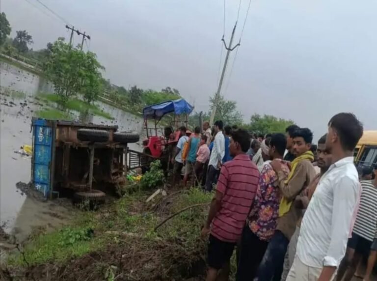 बिलासपुर में दर्दनाक सड़क हादसा: अनियंत्रित होकर पलटा ट्रैक्टर, 2 की मौत, 5 गंभीर रूप से घायल
