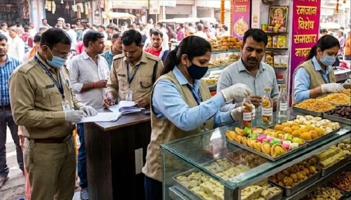 रक्षाबंधन से पहले मिठाई पर बड़ा एक्शन, खाद्य विभाग ने 102 किलो बर्फी की सीज